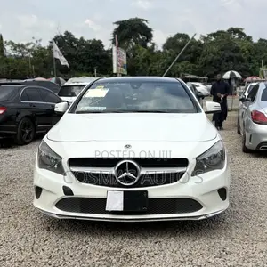 Mercedes-Benz CLA-Class CLA 250 4MATIC Sedan 2018 White
