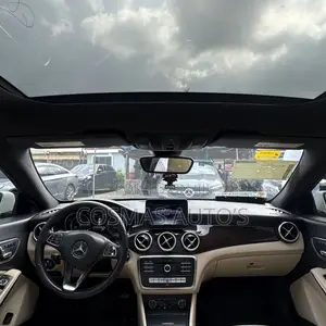 Mercedes-Benz CLA-Class CLA 250 4MATIC Sedan 2018 White
