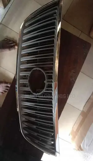 Lexus RX330 Front Grille – Brand New