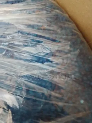 Blue Slica Gel 97% to 99%