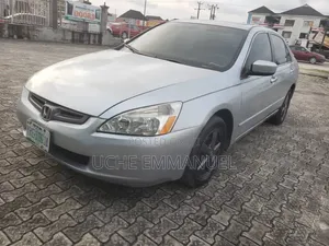 Honda Accord 2005 Silver