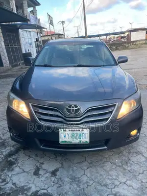 Toyota Camry 2008 Gray