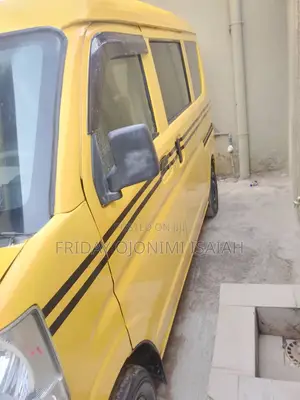Suzuki Every 2017 Yellow