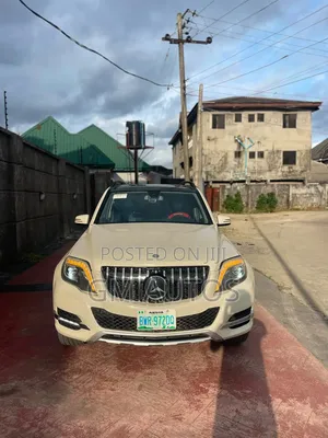 Mercedes-Benz GLK-Class 350 4MATIC 2011 Off white