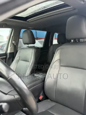 Toyota Highlander Limited 4dr SUV AWD (3.5L 6cyl 6A) 2015 Silver