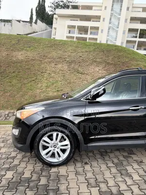 Hyundai Santa Fe 2015 Black