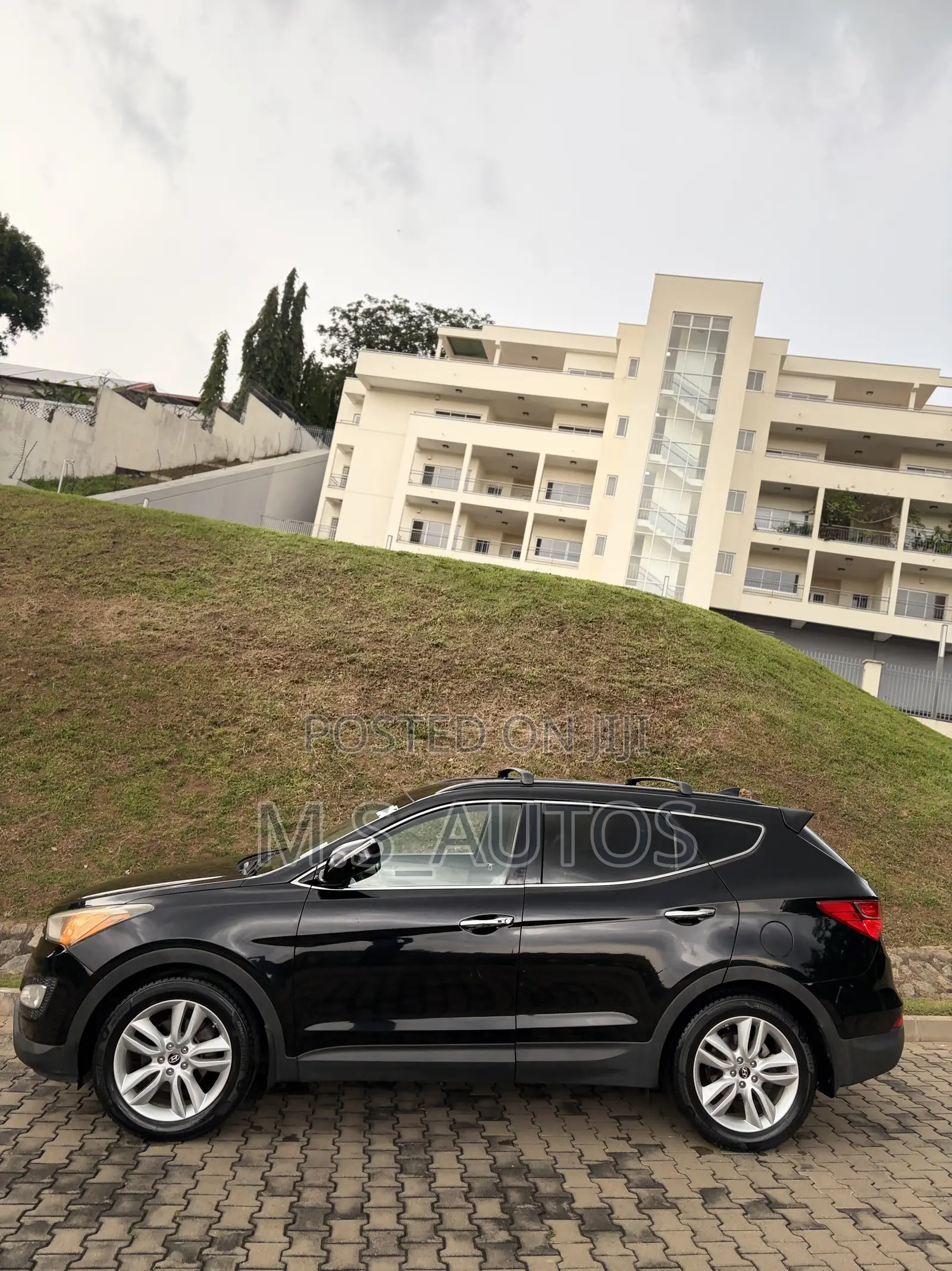 Hyundai Santa Fe 2015 Black