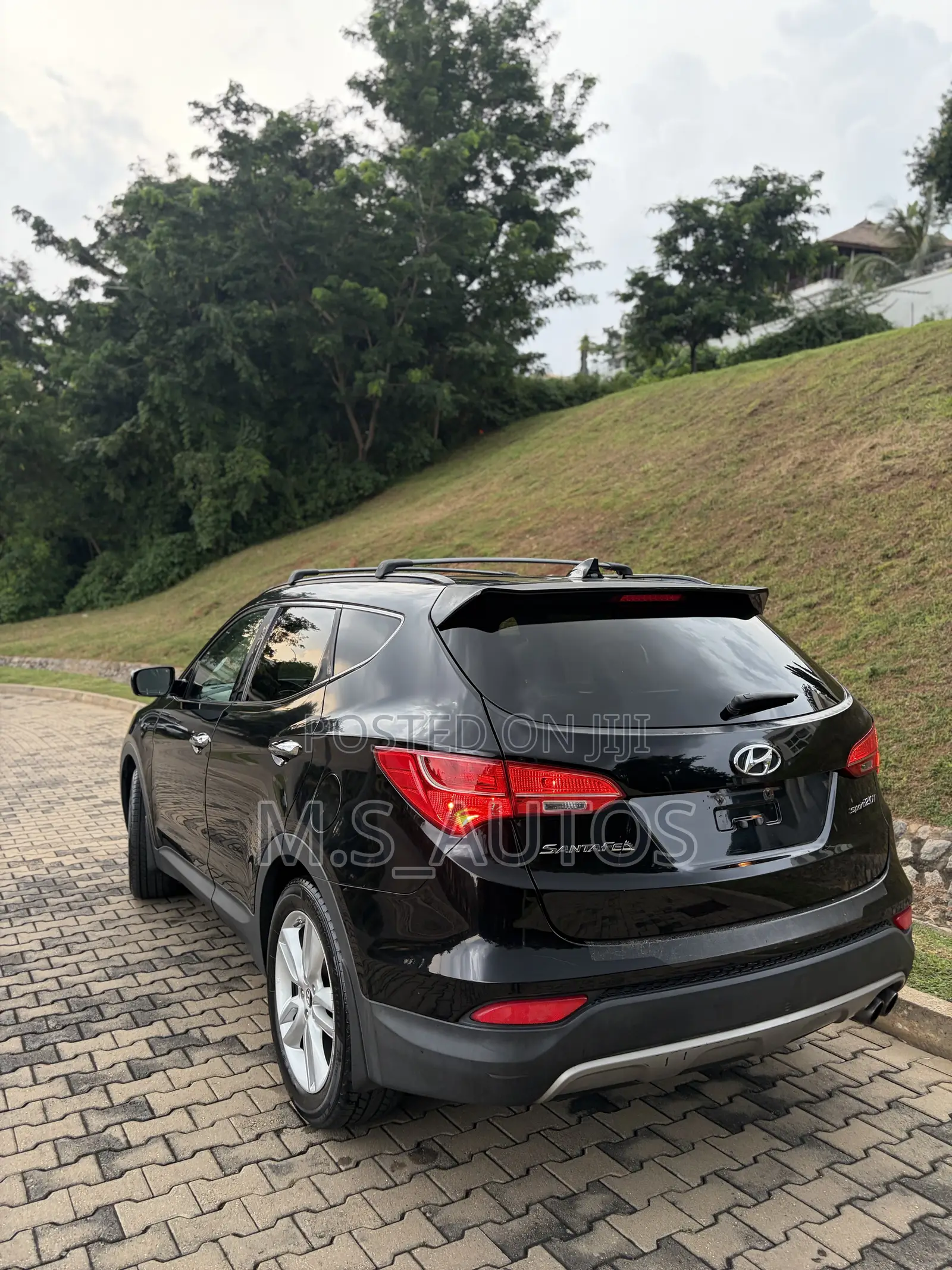 Hyundai Santa Fe 2015 Black