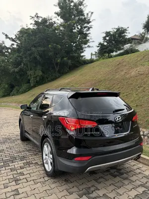 Hyundai Santa Fe 2015 Black