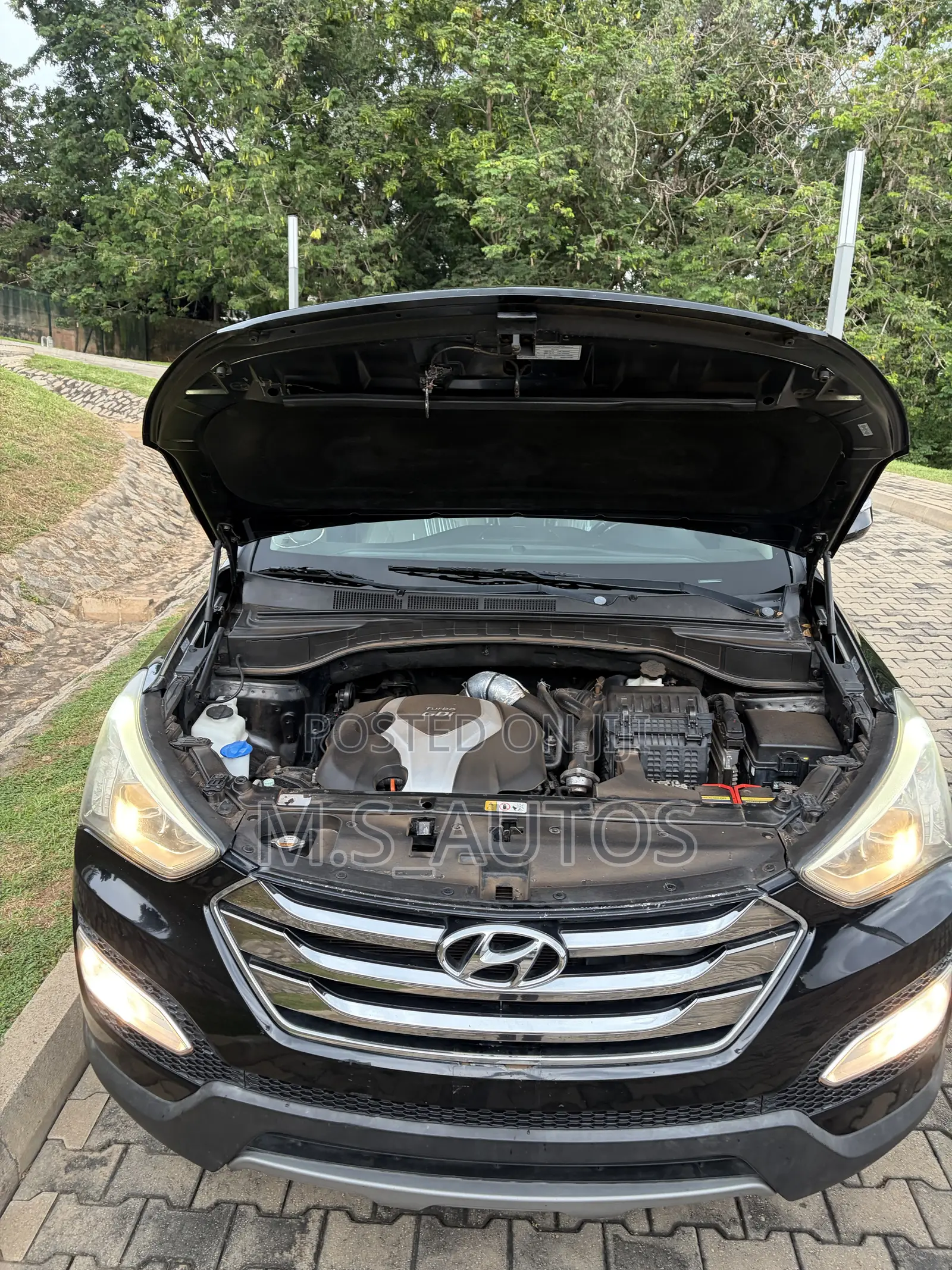Hyundai Santa Fe 2015 Black
