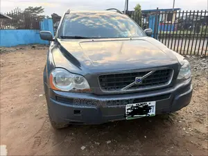 Volvo XC90 2.5 T 2006 Gray