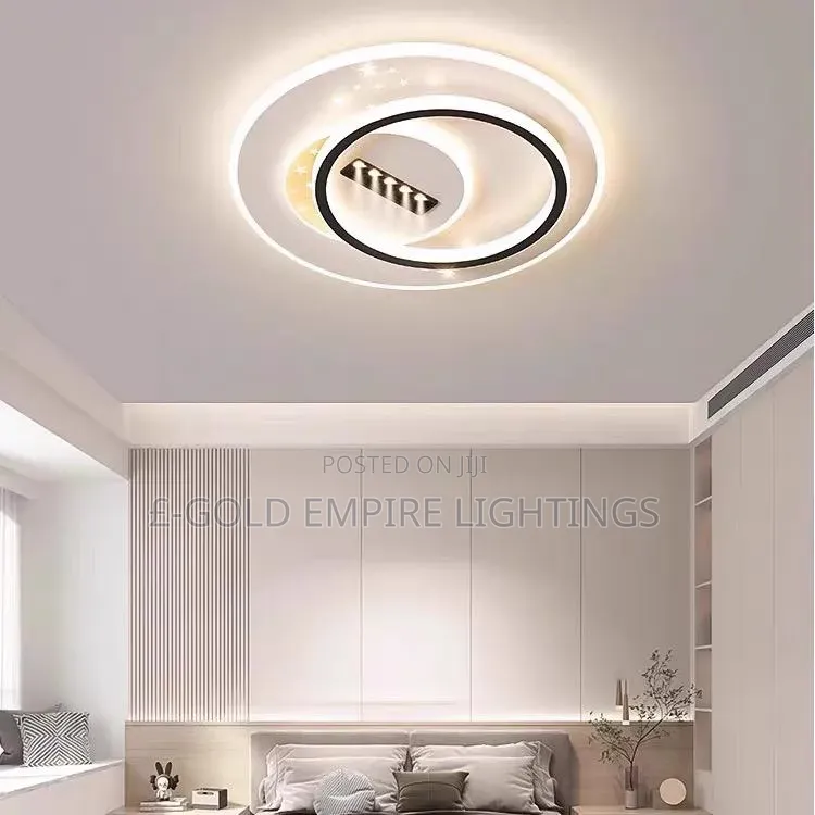 Modern Luxury LED Ceiling Light – Stylish Round Ring Chandelier