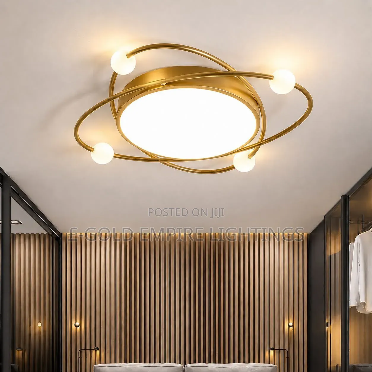 Modern Luxury Gold Ceiling Light – Elegant LED Chandelier