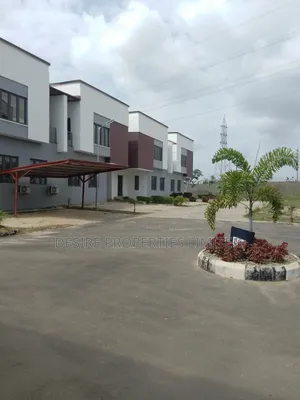 3bdrm Townhouse/Terrace in Fha Homes for sale