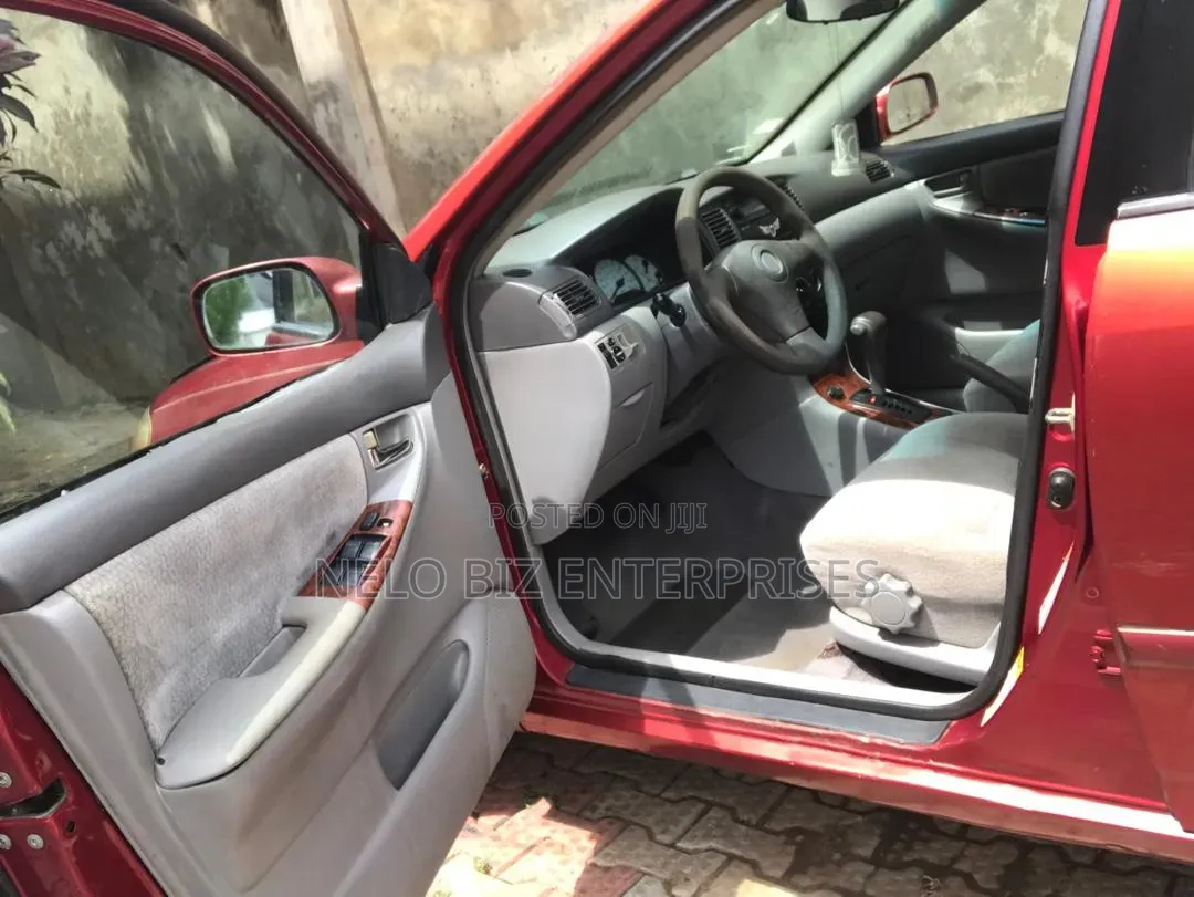 Toyota Corolla 2004 Red
