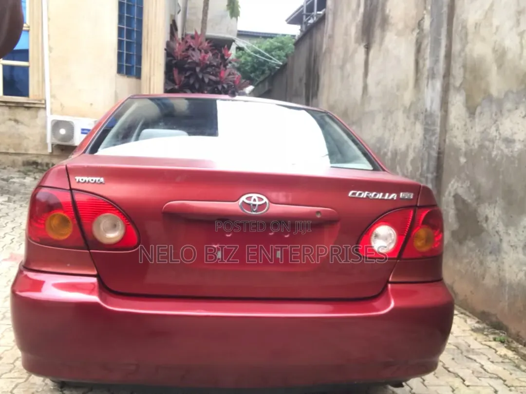 Toyota Corolla 2004 Red