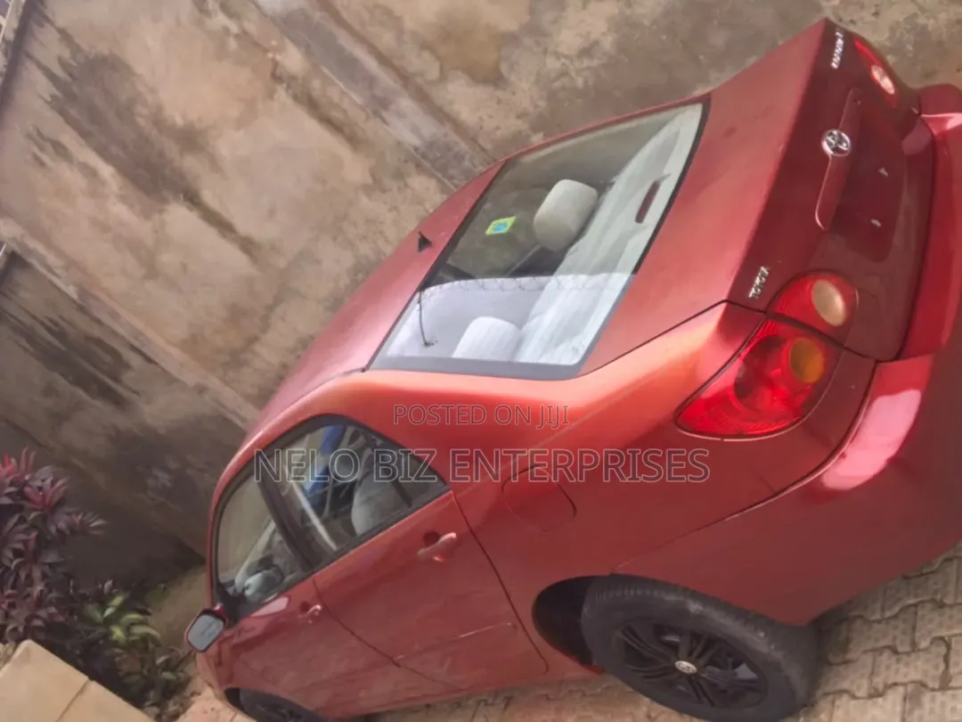 Toyota Corolla 2004 Red