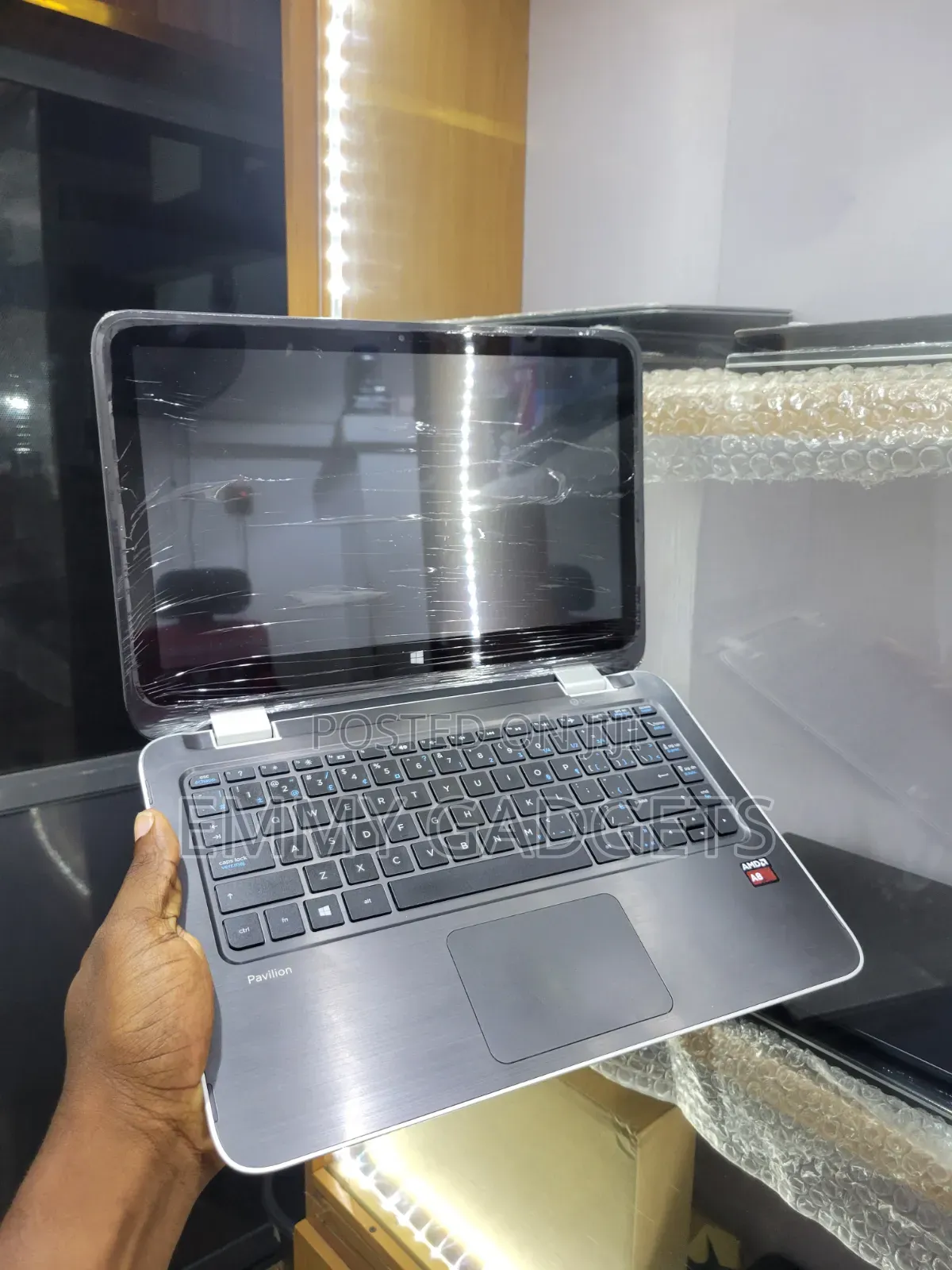 Laptop HP Pavilion 13 8GB AMD A8 SSD 128GB