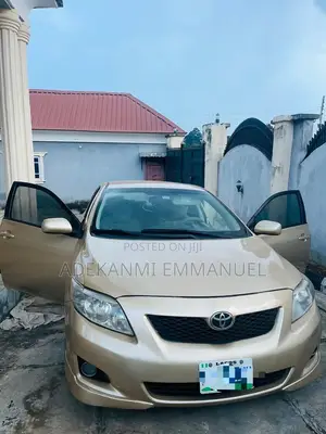 Toyota Corolla S 4dr Sedan (1.8L 4cyl 4A) 2010 Gold