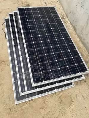 Canadian Solar 300 Watts Panel⁠