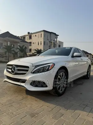 Mercedes-Benz C300 Base 4Matic Sedan AWD (2.0L 4cyl 7A) 2016 White