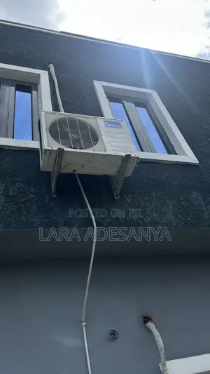 Midea Split Air Conditioner