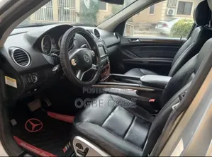 Mercedes-Benz M Class 2011 Silver