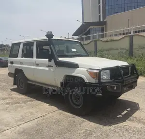 Toyota Land Cruiser 2019 White