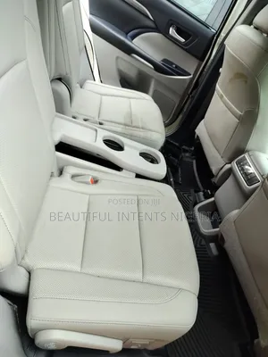 Toyota Highlander Limited 2019 White