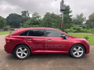 Toyota Venza V6 2010 Red