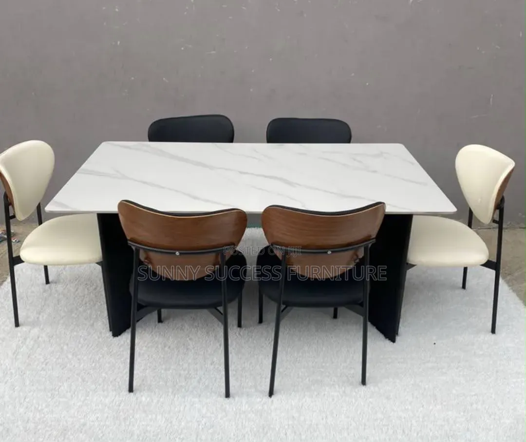 White Marble Top Dinning Table With 6 Seaters