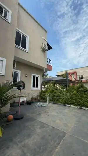 4bdrm Duplex in Lokogoma for sale