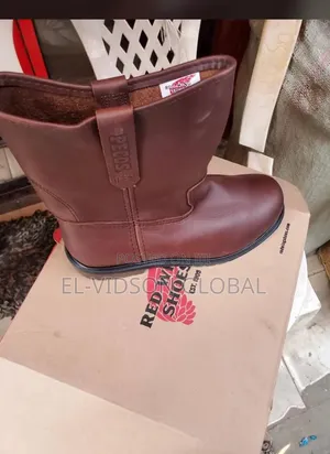 Redwings Long Booth