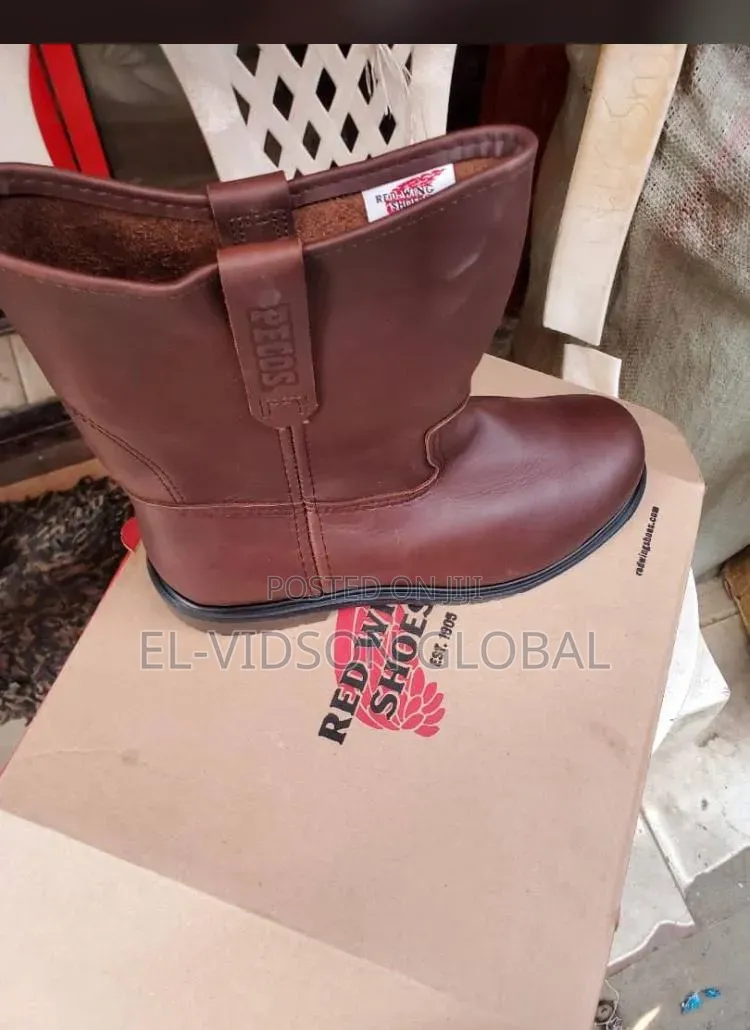 Redwings Long Booth