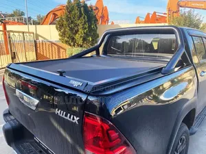 Upgrade Your Toyota Hilux With a Premium 4×4 Retractable Boot Cover!