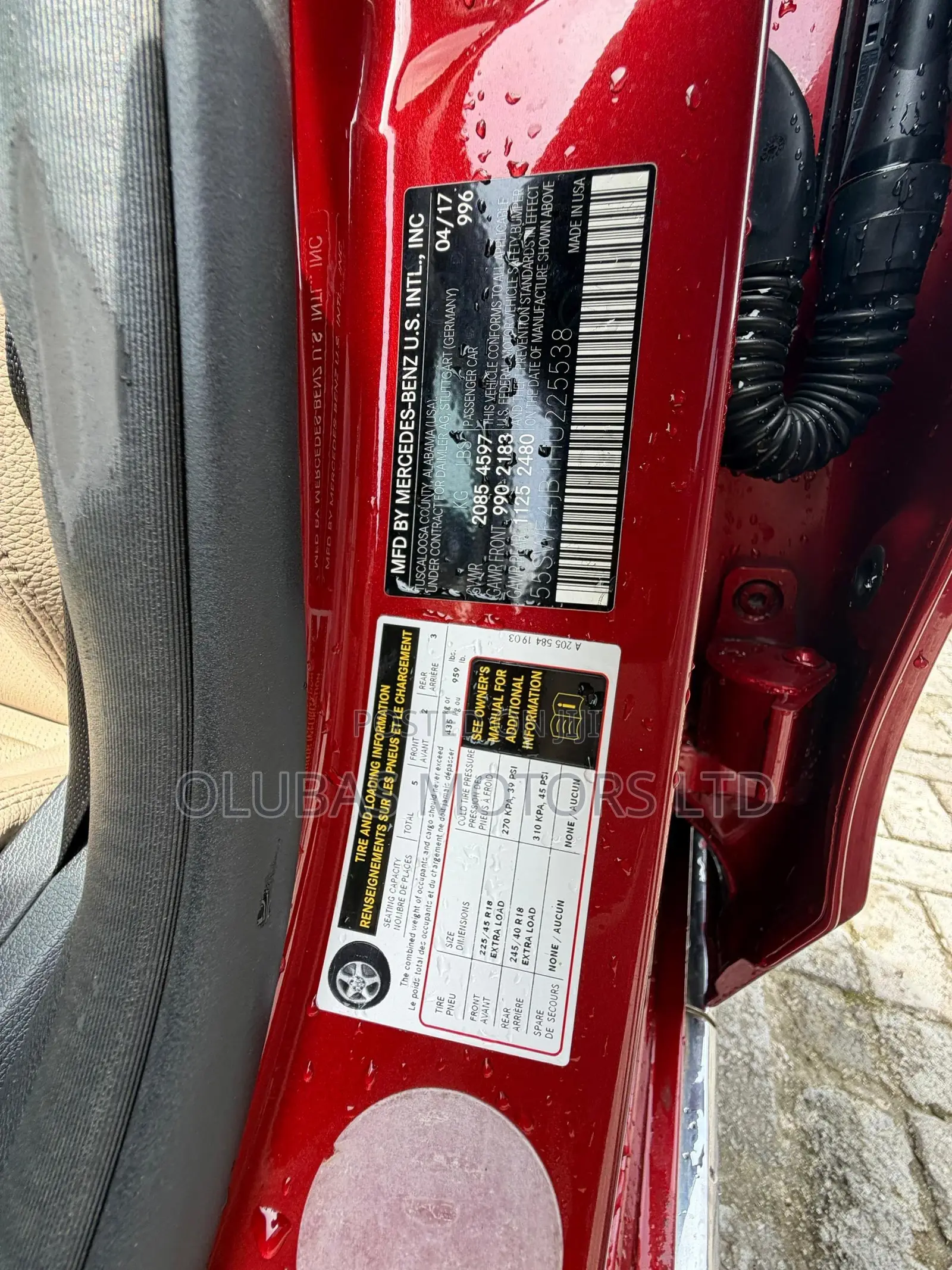 Mercedes-Benz C300 2017 Red