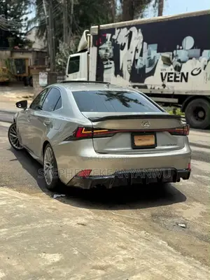 Lexus IS 300 AWD 2016 Silver