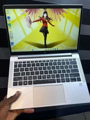 Laptop HP EliteBook 630 G10 16GB Intel Core i7 SSD 512GB