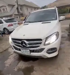 Mercedes-Benz GLE-Class GLE 350 2017 White