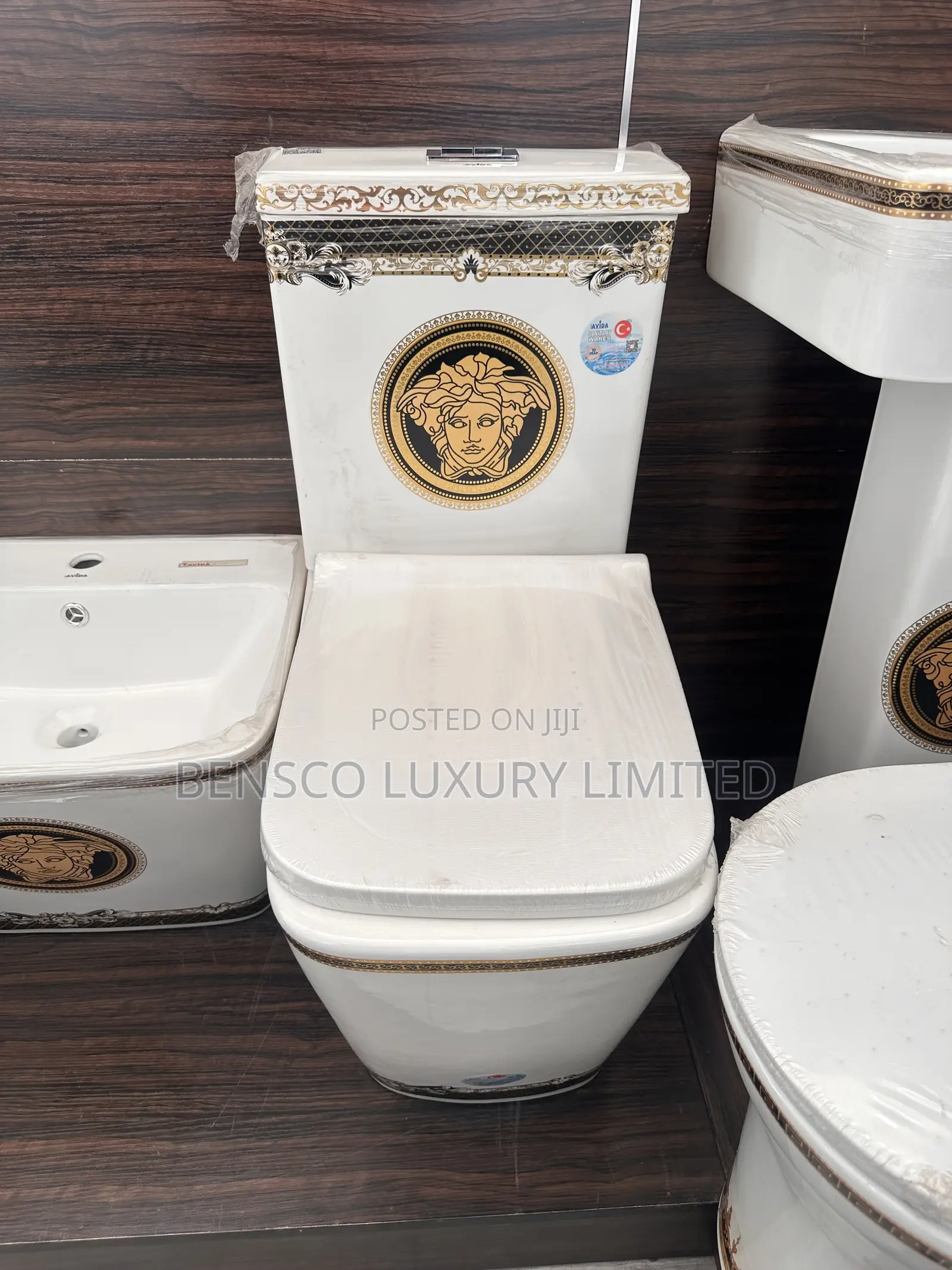 Executive Versace-Styled Ceramic Water Closet