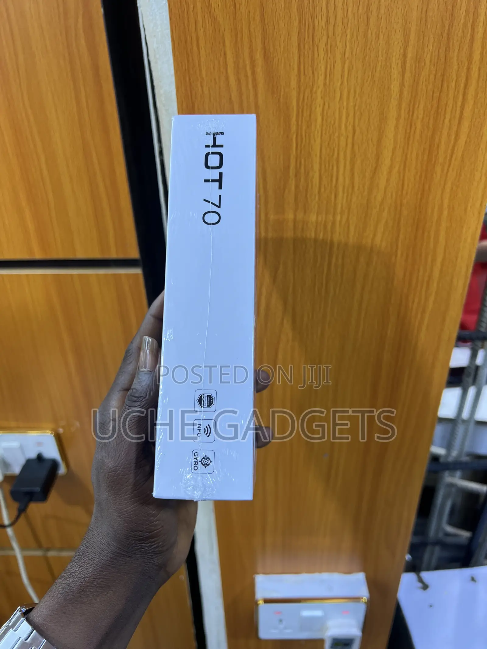 New Infinix Hot 70 256 GB Blue