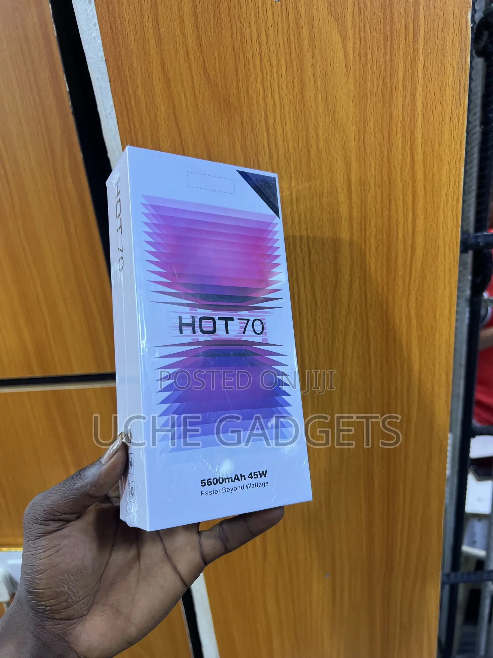 New Infinix Hot 70 256 GB Blue