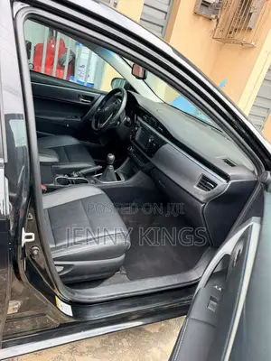 Toyota Corolla 2014 Black