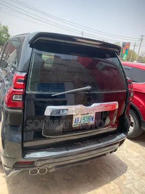 Toyota Land Cruiser Prado 2017 Black