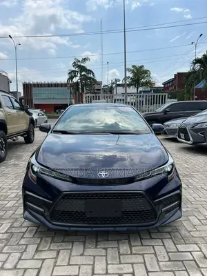 Toyota Corolla SE 2021 Blue