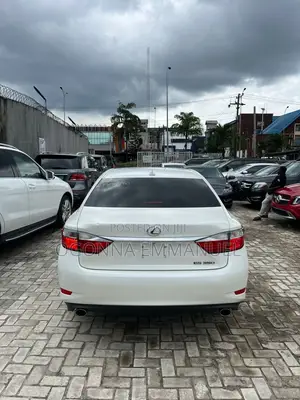 Lexus ES 2014 White