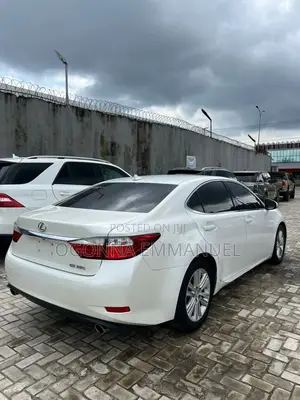 Lexus ES 2014 White