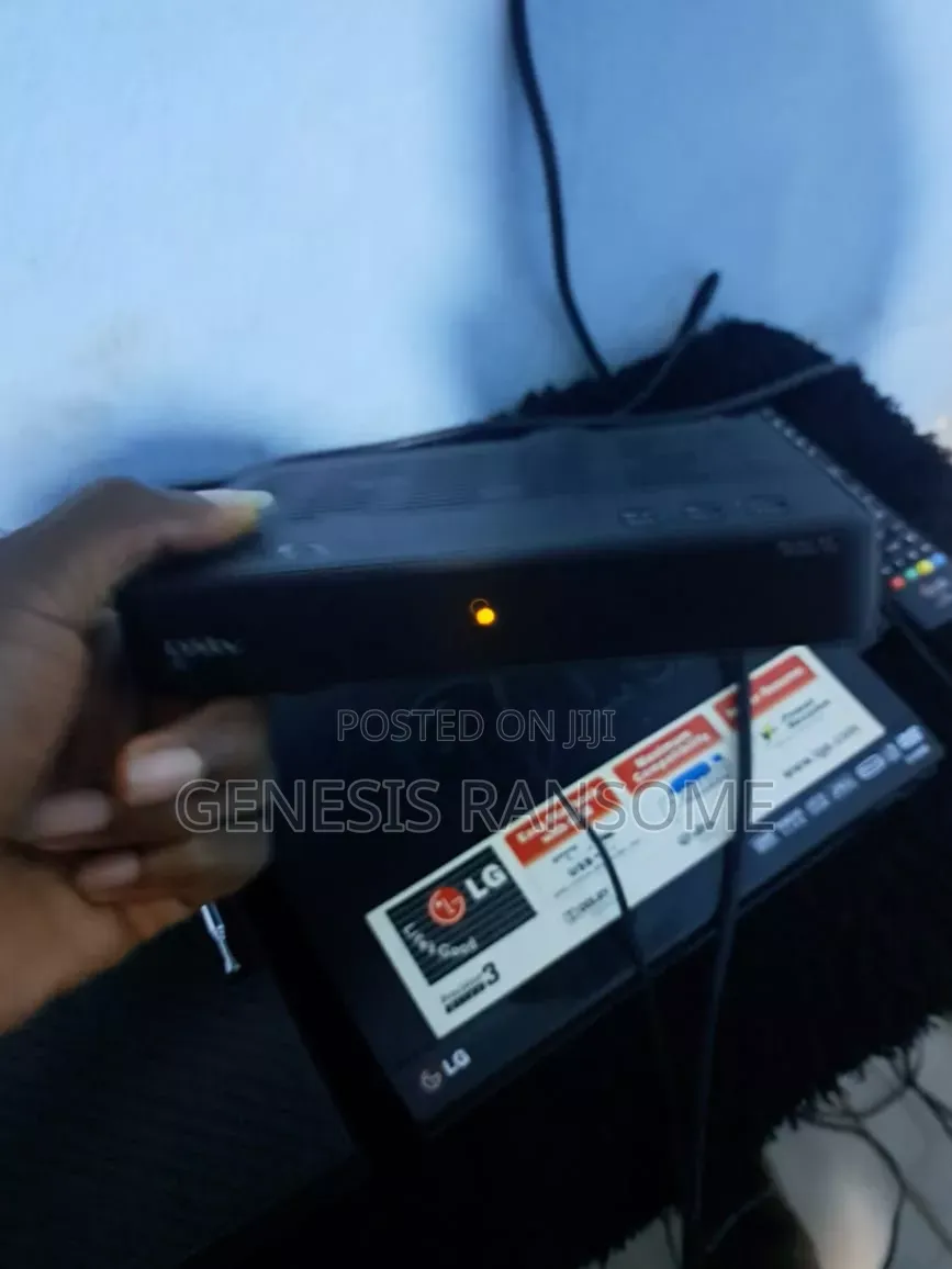 DSTV Decoder
