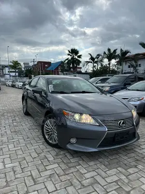 Lexus ES 2015 Gray