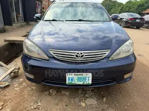 Toyota Camry LE 4dr Sedan (2.4L 4cyl 5A) 2006 Blue